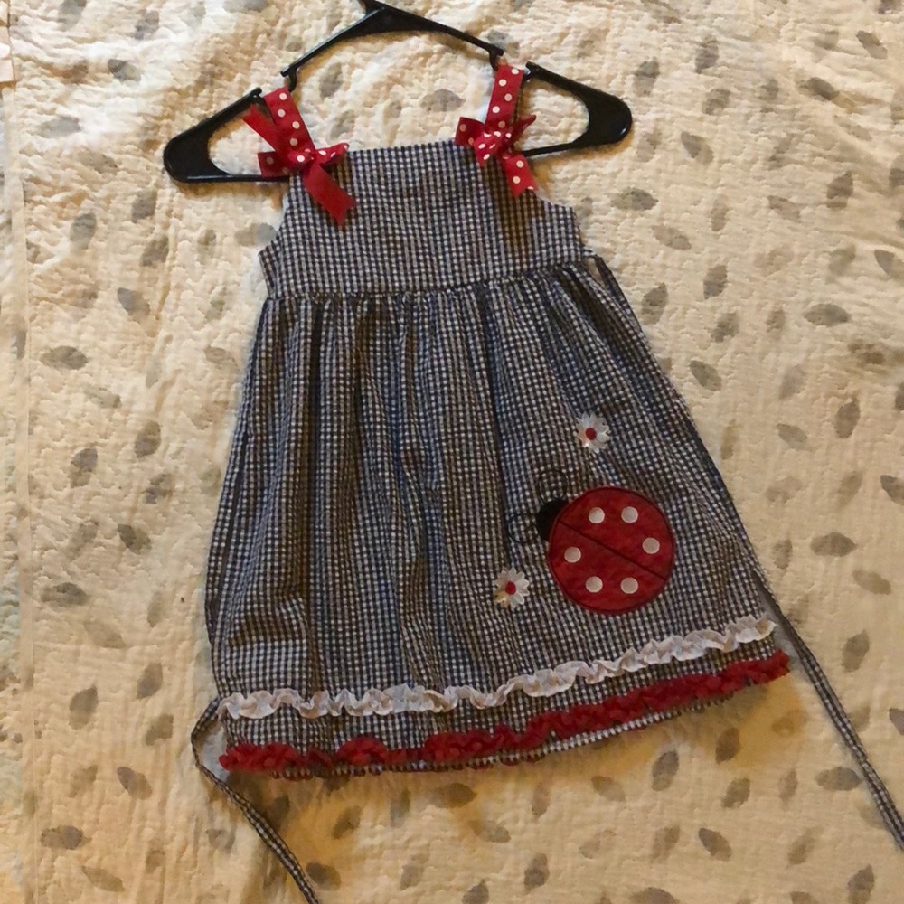 Girls dress